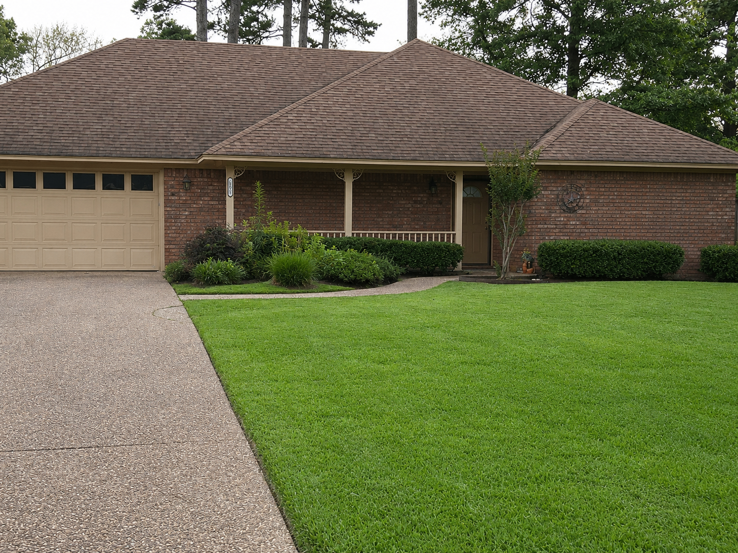 Lawn mowing & landscaping